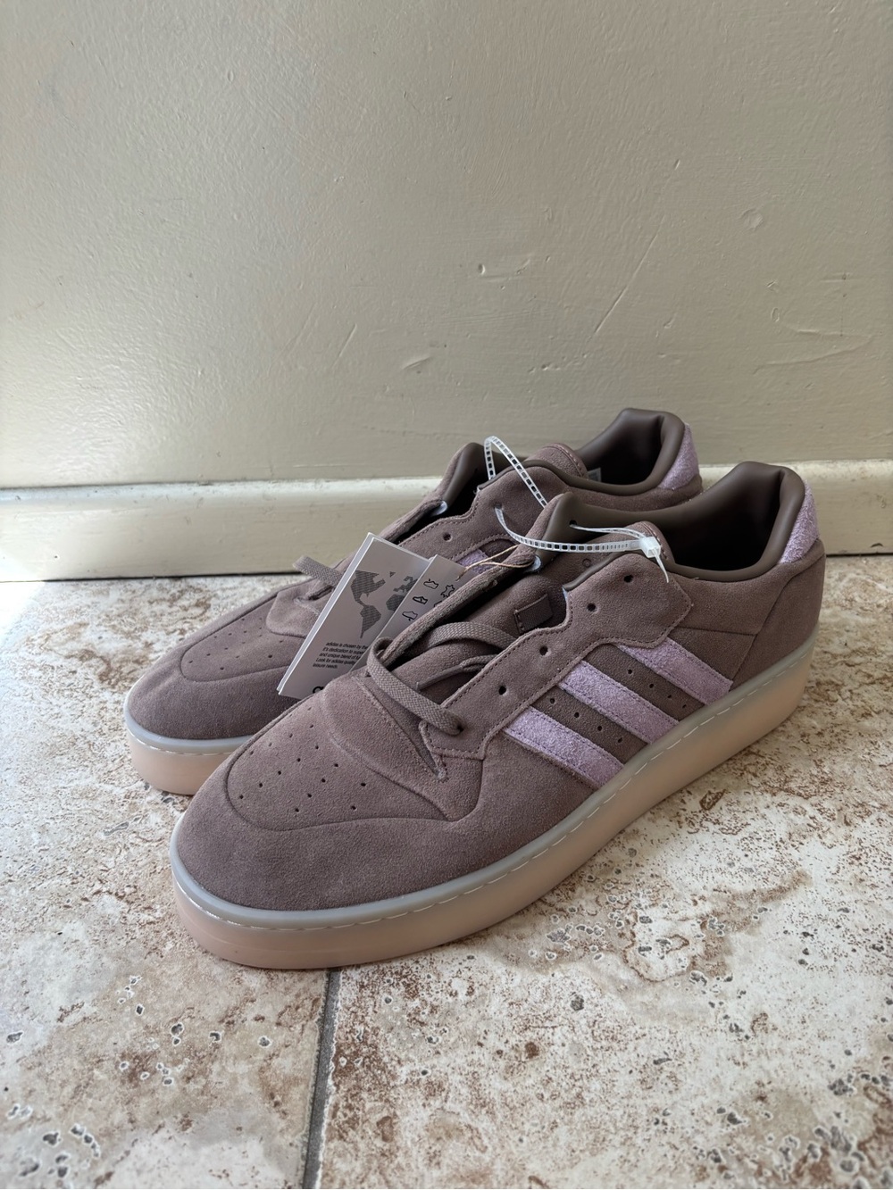 adidas Rivalry Low Lux JR8240 Light Brown Violet Men’s Size 15/16